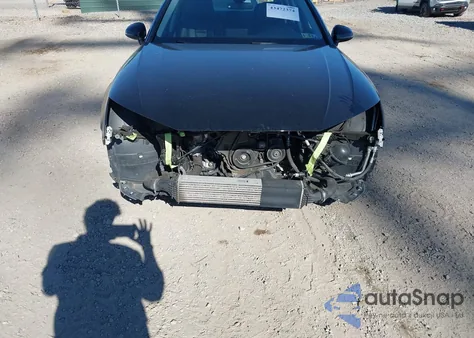 2017 Audi A4 2.0T Premium z USA, uszkodzony, nr VIN WAUGNAF43HN032436